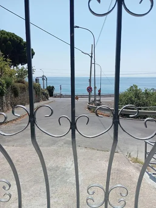 Vista Mare Casa Vacanze Ospedaletti